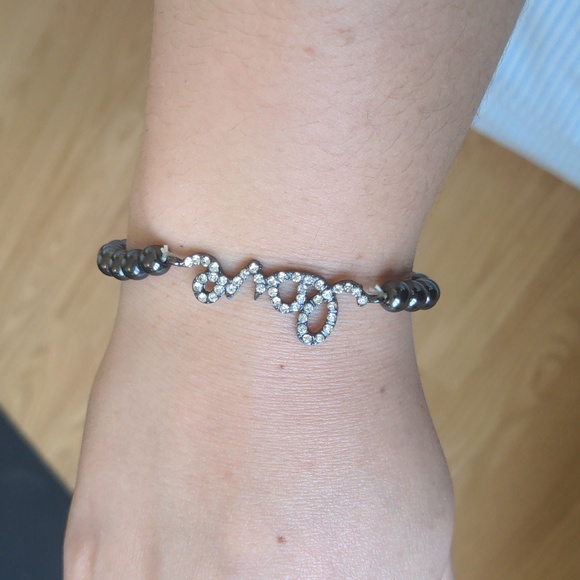 Metallic Dark Grey Beaded Love Bracelet - Picture 4 of 4